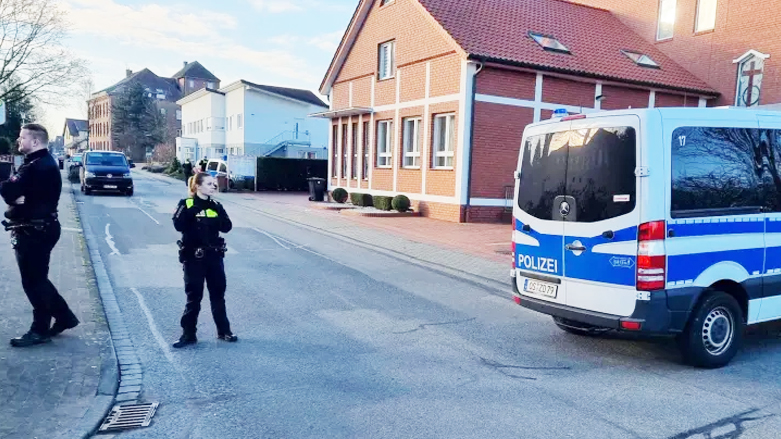 مكان إطلاق النار في بلدة برامش الألمانية- مصدر الصورة عن الصحافة الألمانية